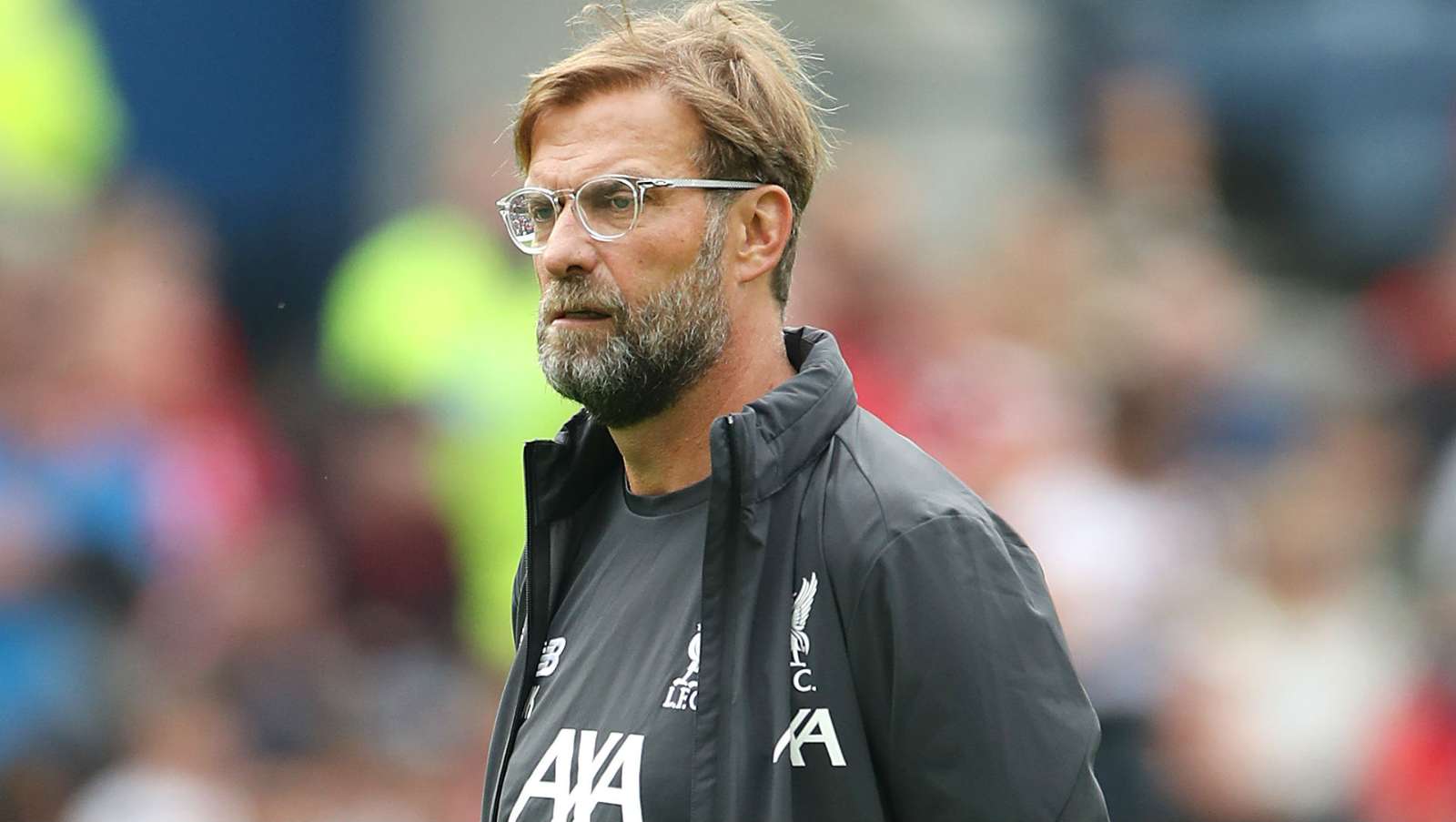 九游体育平台今夜里昂再遭质疑：社区盾节点到来；态度坚定；年轻球员得到机会的简单介绍