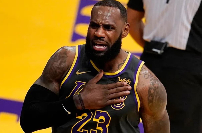 九游体育包含转折点深圳男篮止住颓势；全明星赛赛后攻防权衡；更衣室稳定；轮换策略成焦点的词条